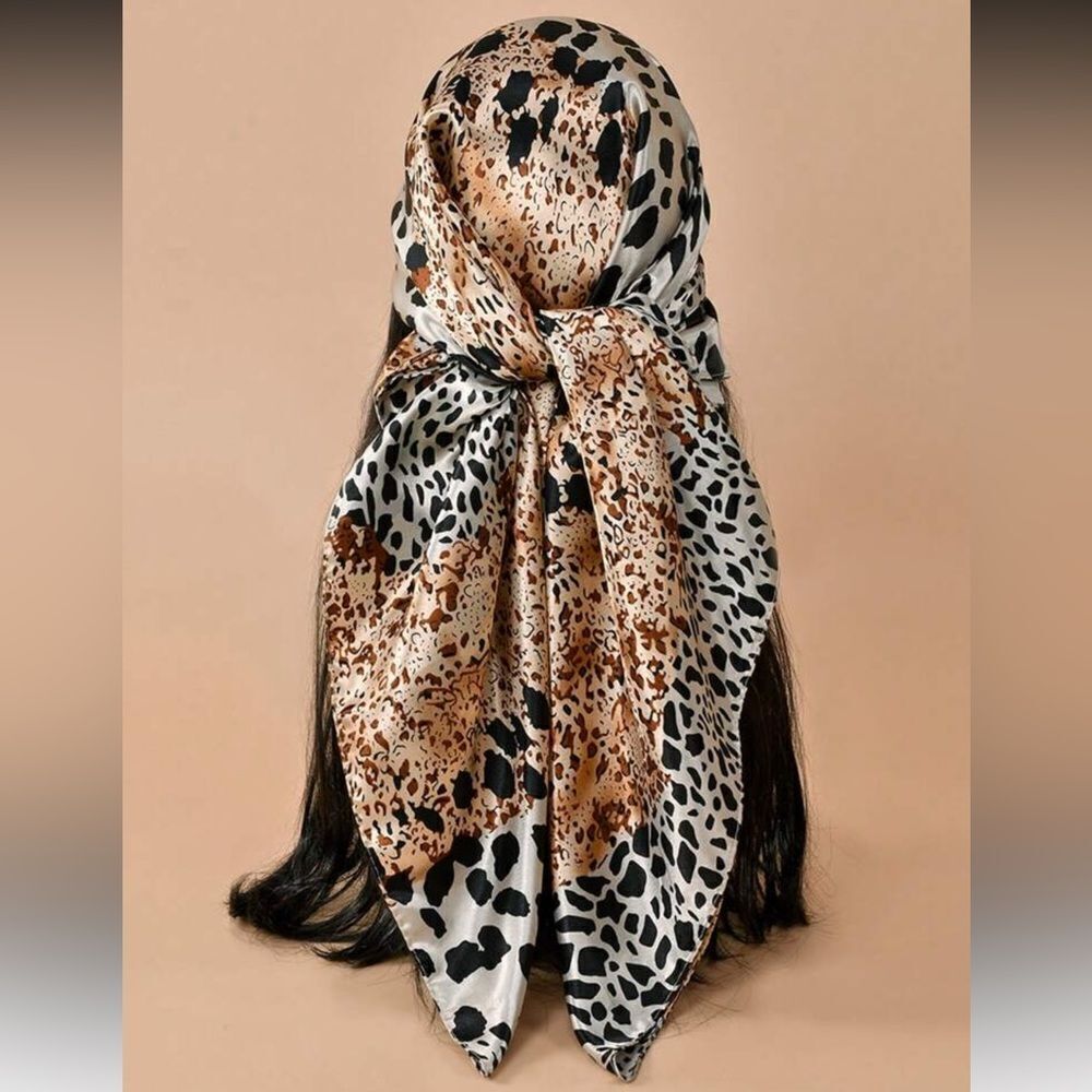 Leopard Print Scarf S60